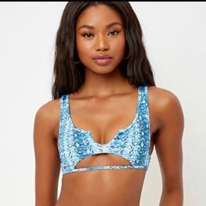 Frankie’s Bikinis Cole Top